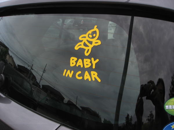 baby in car トヨタ　イスト